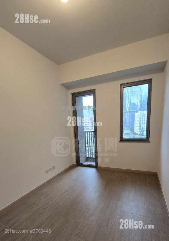 The Southside Sell 2 Bedrooms 524 ft²