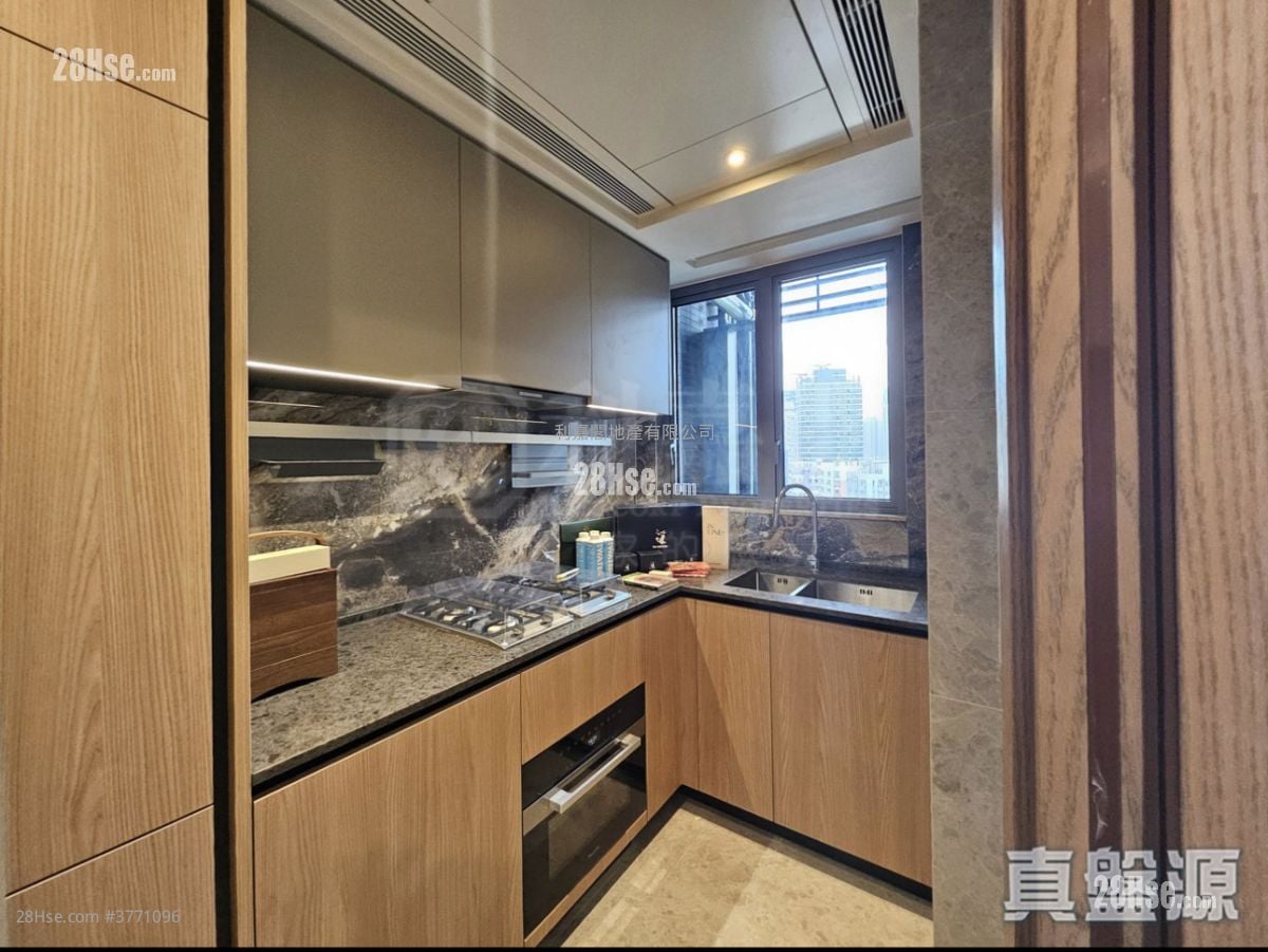 In One Sell 2 Bedrooms 593 ft²