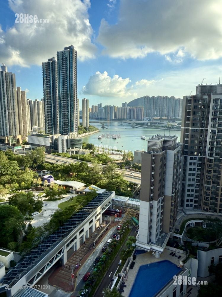 Skyline Plaza Sell 3 Bedrooms , 2 Bathrooms 643 ft²