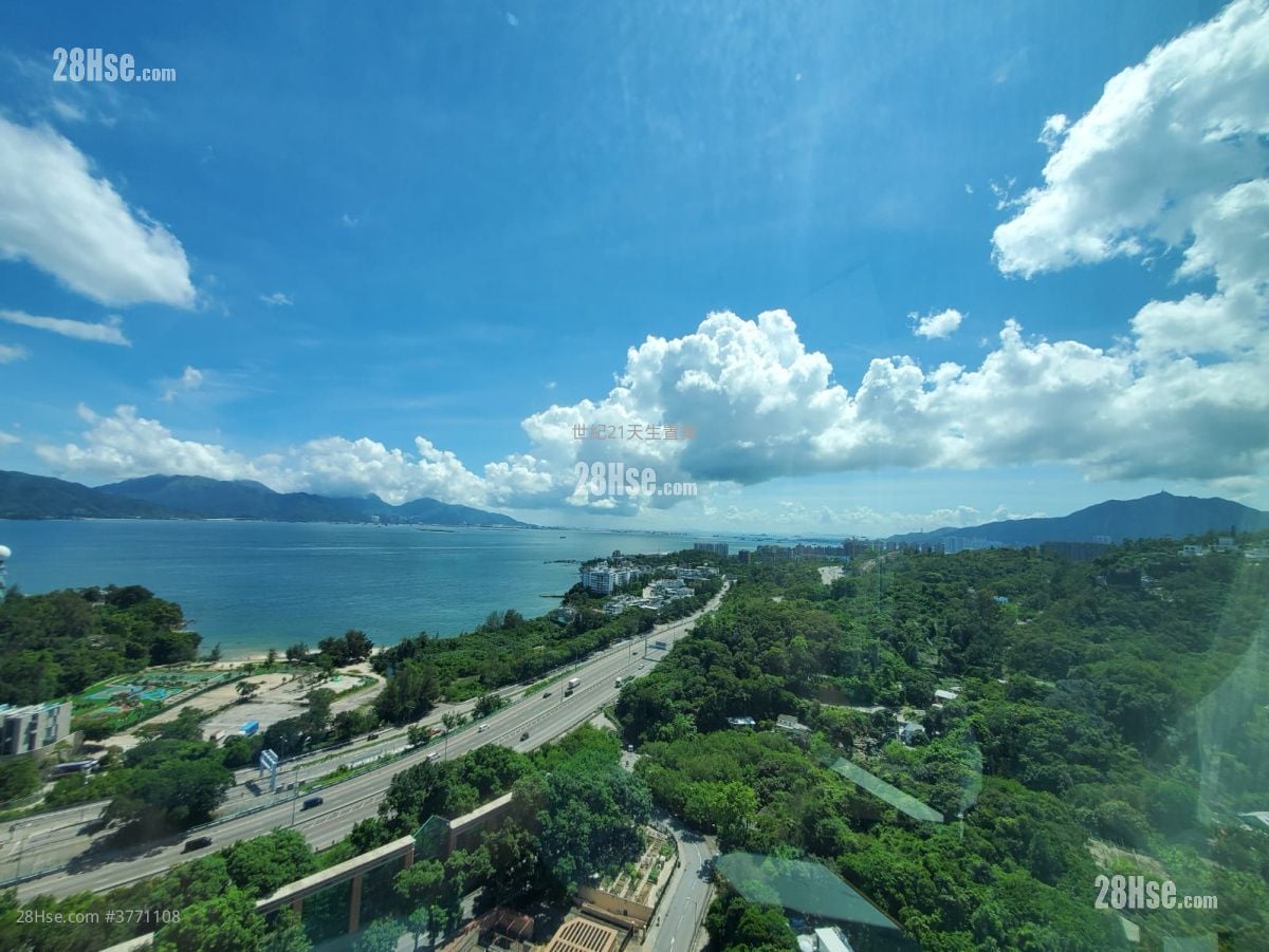 Palatial Coast Sell 4 Bedrooms , 3 Bathrooms 1,187 ft²