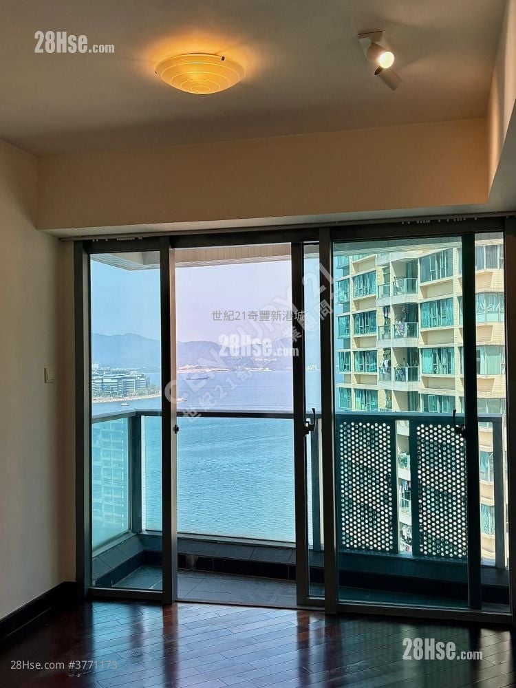 La Costa Sell 2 Bedrooms , 1 Bathroom 465 ft²