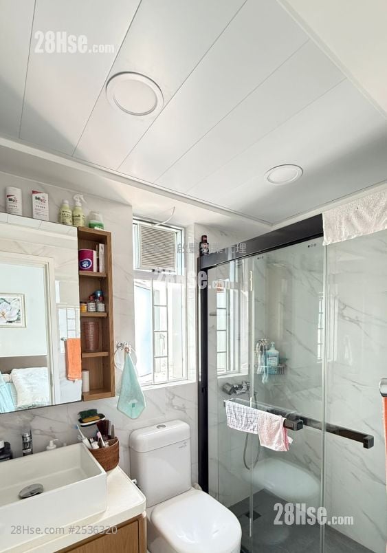 豪门 售盘 3 房 , 2 浴室 870 平方尺