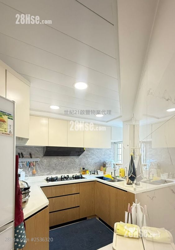 豪门 售盘 3 房 , 2 浴室 870 平方尺