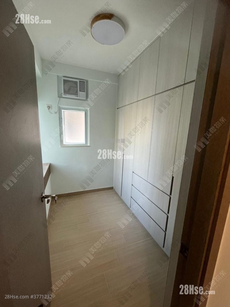 Mayfair Gardens Sell 2 Bedrooms 401 ft²