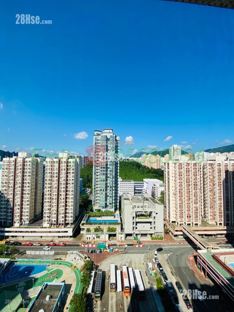 Greenfield Court Sell 4 Bedrooms , 2 Bathrooms 1,143 ft²