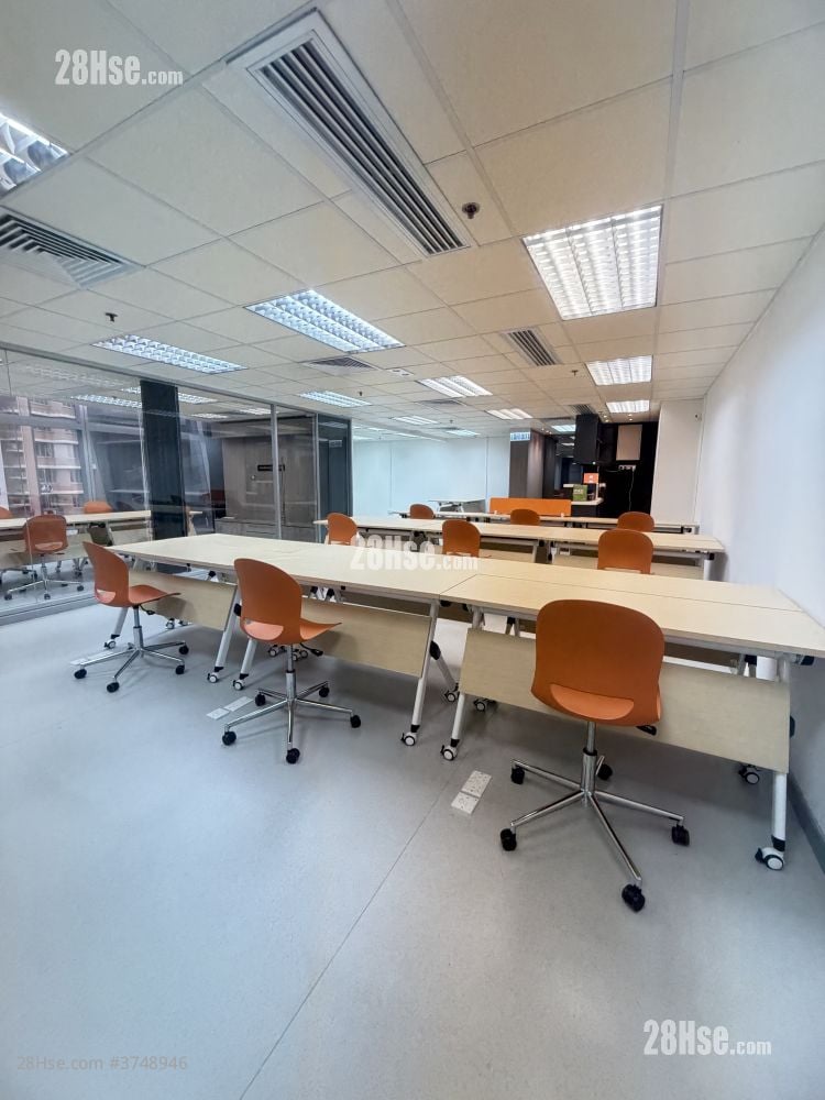 勤达中心 租盘 4 房 1,240 平方尺