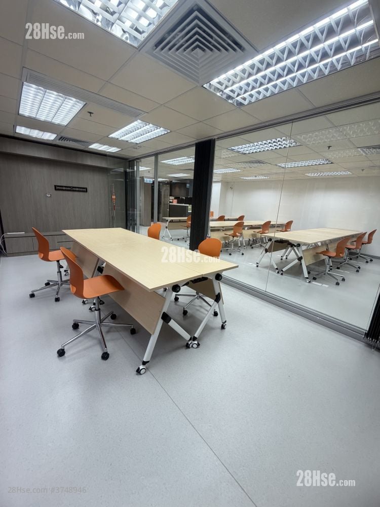 勤达中心 租盘 4 房 1,240 平方尺