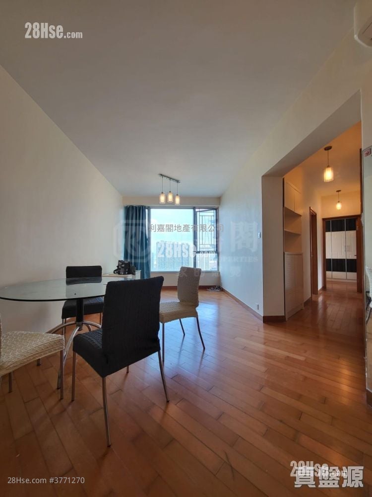 蓝天海岸 售盘 3 房 771 平方尺