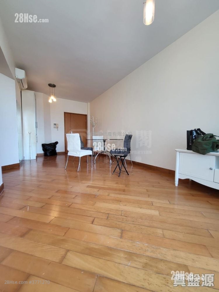 蓝天海岸 售盘 3 房 771 平方尺