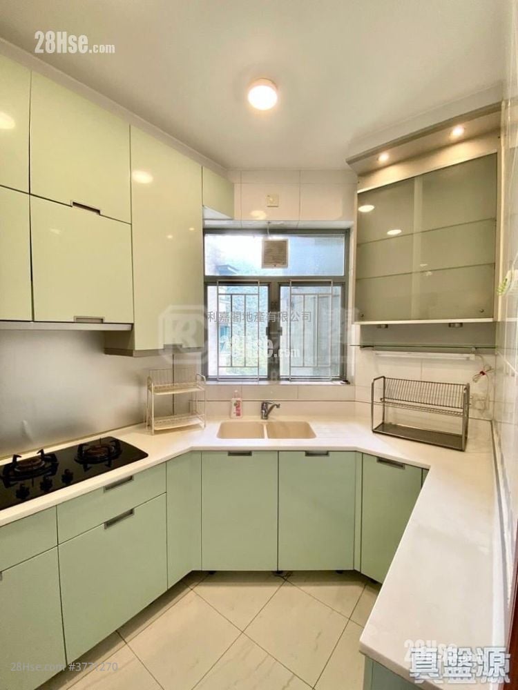 蓝天海岸 售盘 3 房 771 平方尺