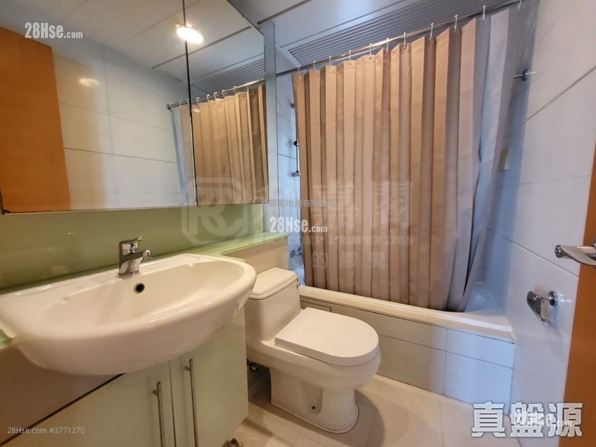 蓝天海岸 售盘 3 房 771 平方尺