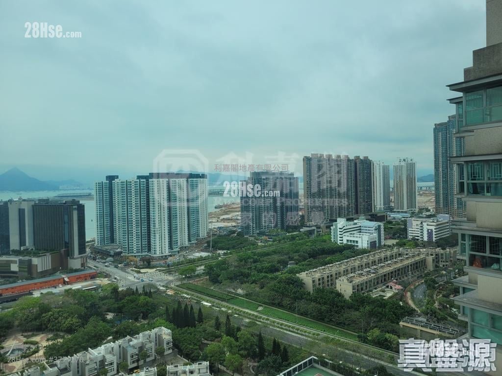 蓝天海岸 售盘 3 房 771 平方尺