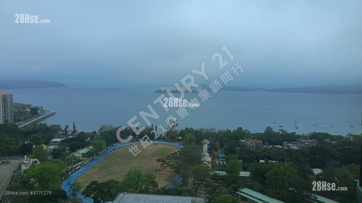 Villa Athena Sell 3 Bedrooms , 2 Bathrooms 727 ft²