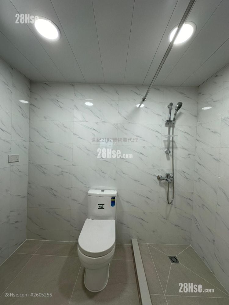 豪门 售盘 3 房 , 2 浴室 870 平方尺