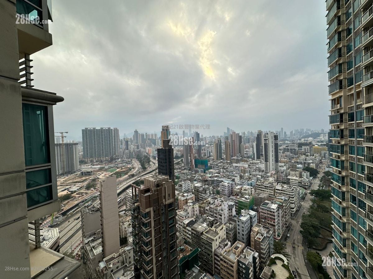 豪门 售盘 3 房 , 2 浴室 870 平方尺