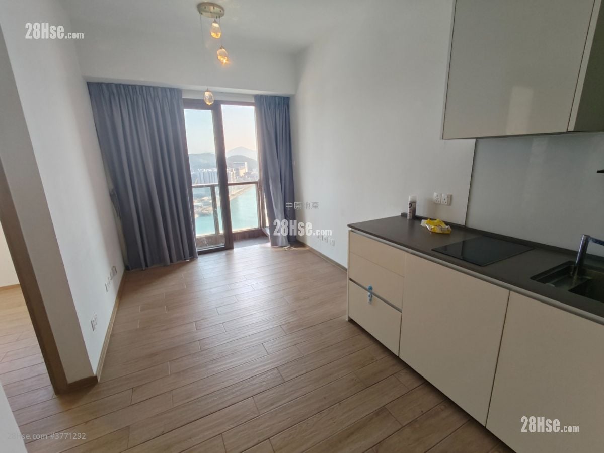 Lp6 Sell 2 Bedrooms , 1 Bathroom 425 ft²