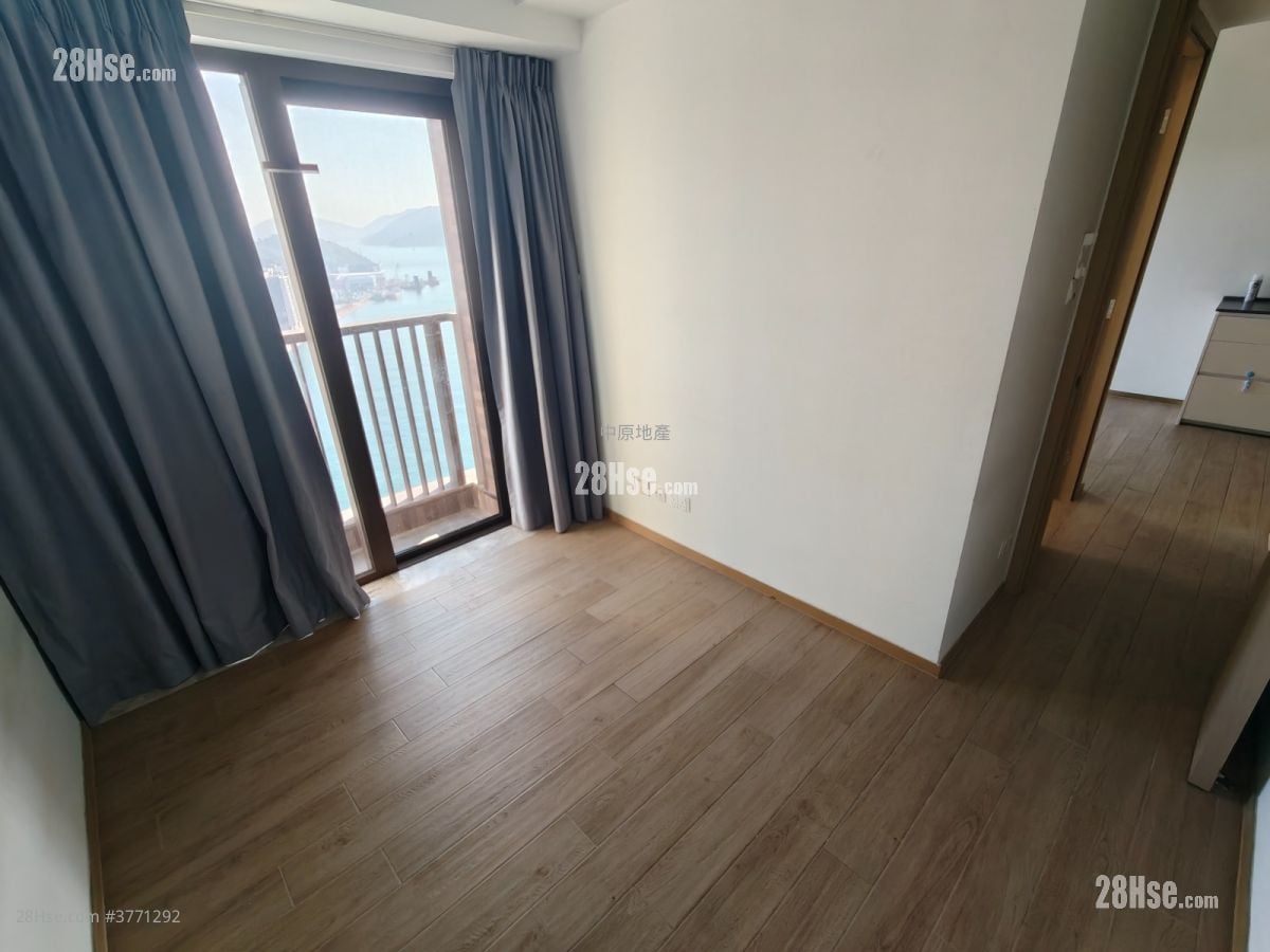 Lp6 Sell 2 Bedrooms , 1 Bathroom 425 ft²