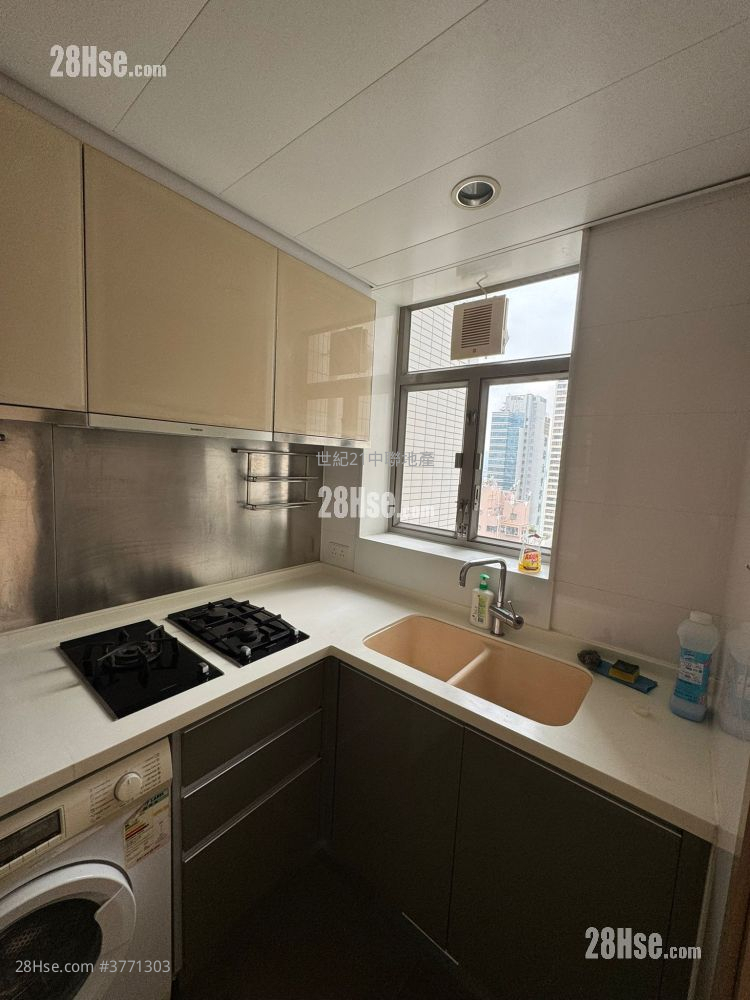 Island Crest Sell 2 Bedrooms , 1 Bathroom 559 ft²