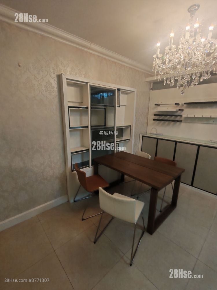 Festival City Sell 4 Bedrooms , 3 Bathrooms 958 ft²