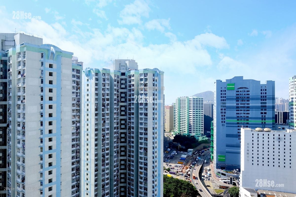 View: Sheung Man Court Sell 1 Bedroom , 1 Bathroom 291 ft²