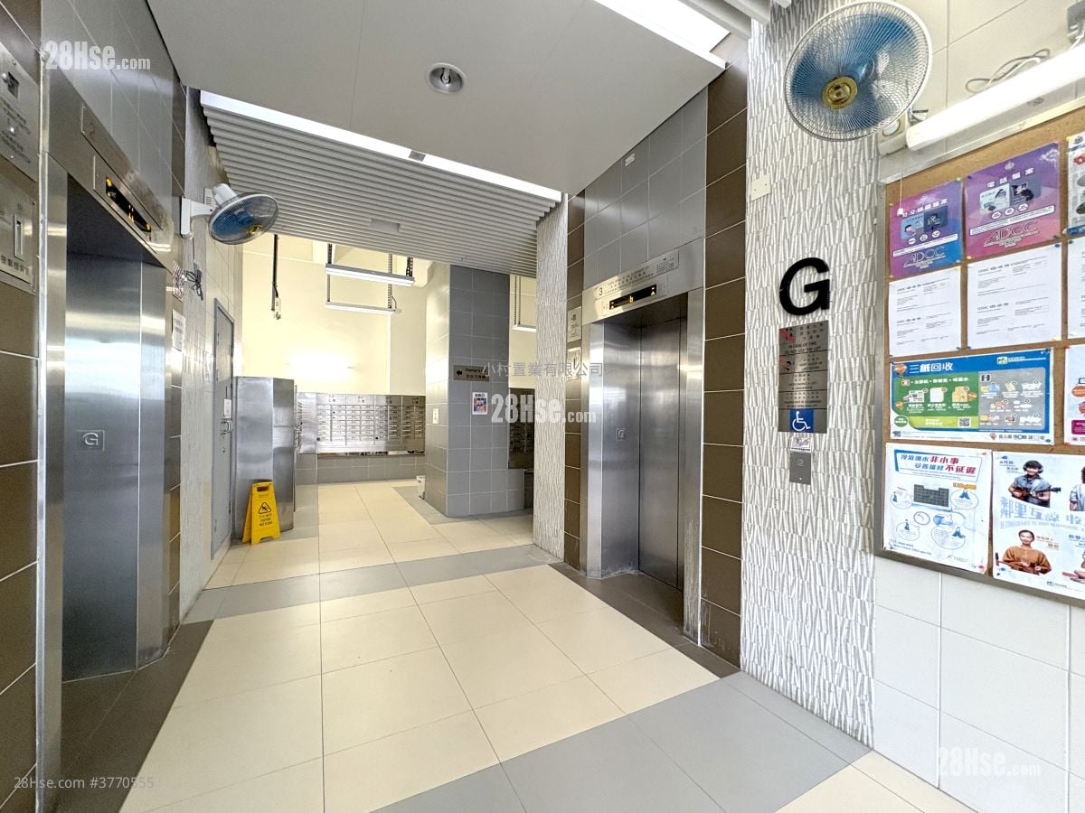 Lobby: Sheung Man Court Sell 1 Bedroom , 1 Bathroom 291 ft²