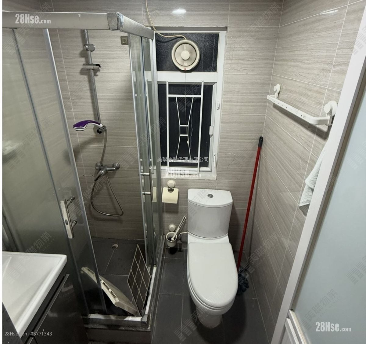 好运中心 售盘 2 房 334 平方尺