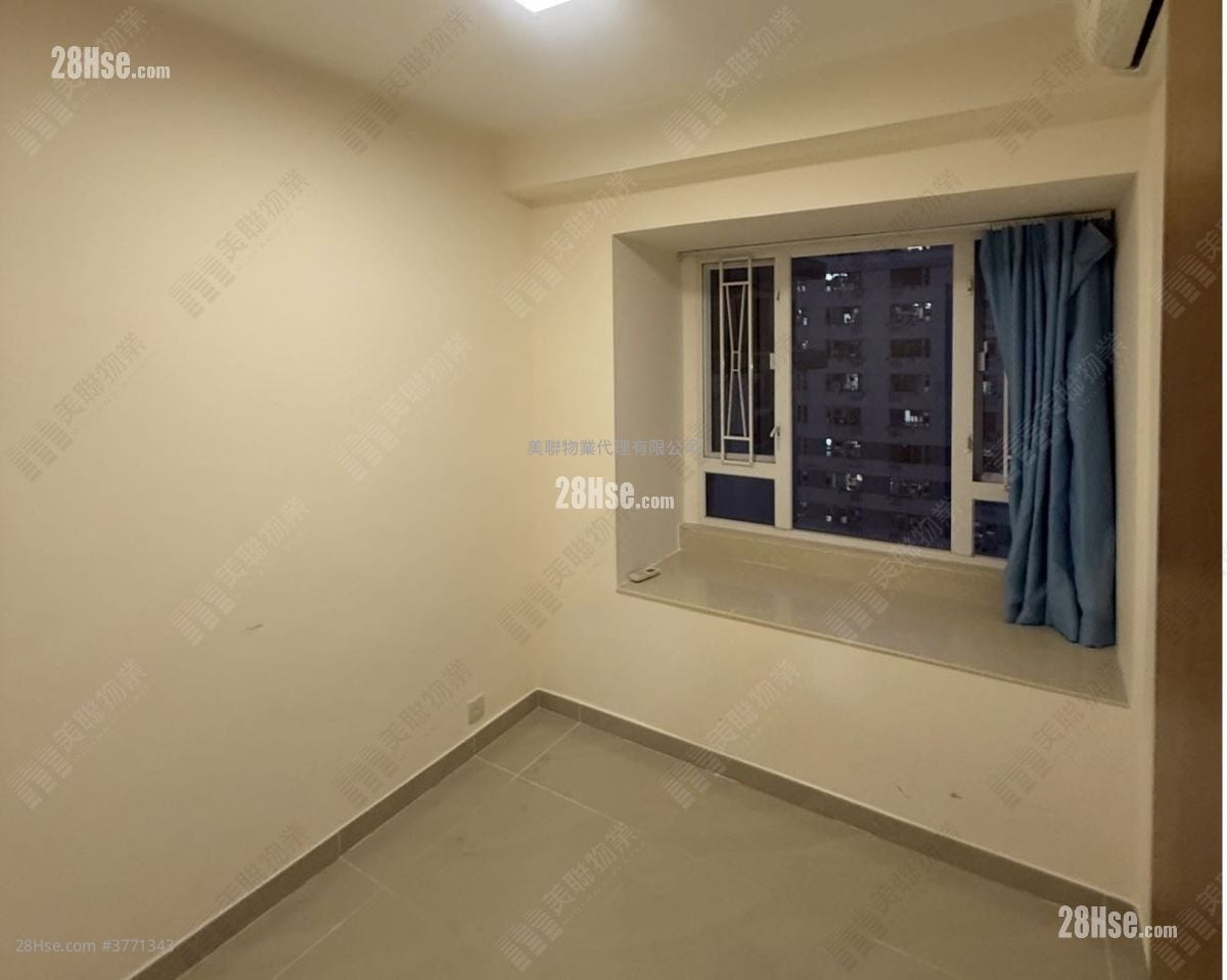 好运中心 售盘 2 房 334 平方尺