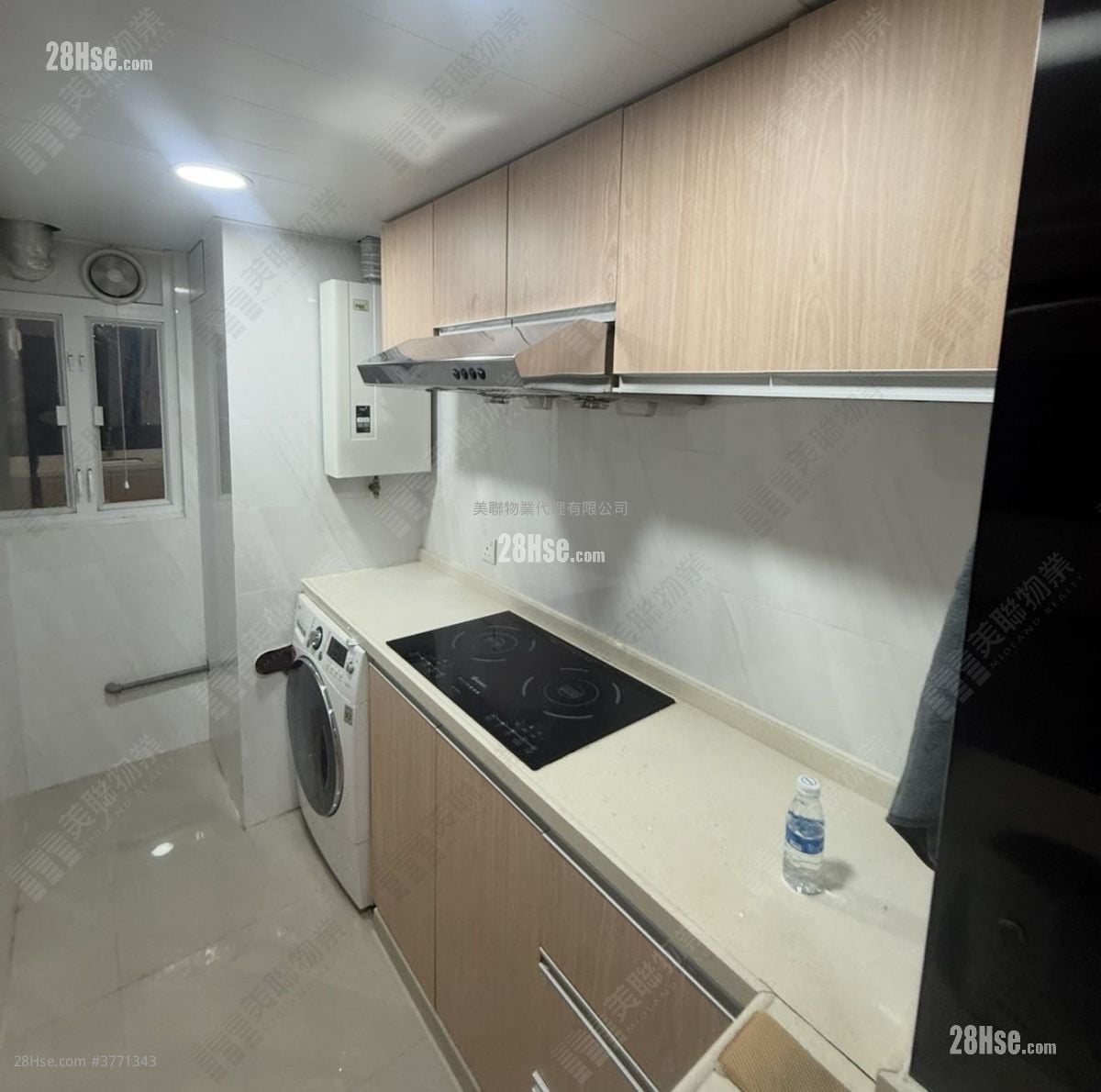 好运中心 售盘 2 房 334 平方尺