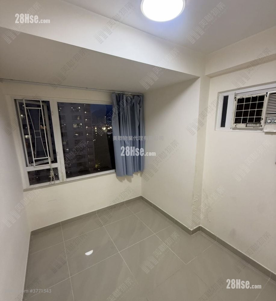 好运中心 售盘 2 房 334 平方尺