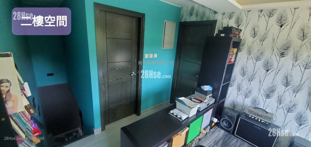 村屋 售盘 3 房 , 3 浴室 700 平方尺