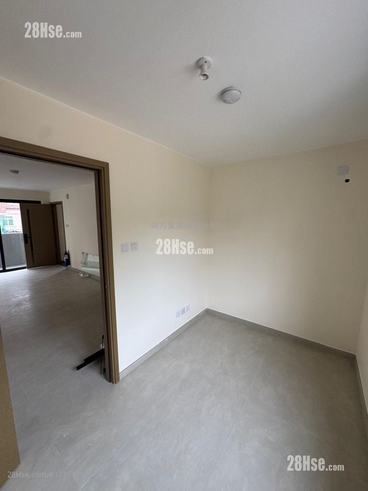 Village Sell 3 Bedrooms , 1 Bathroom 700 ft²