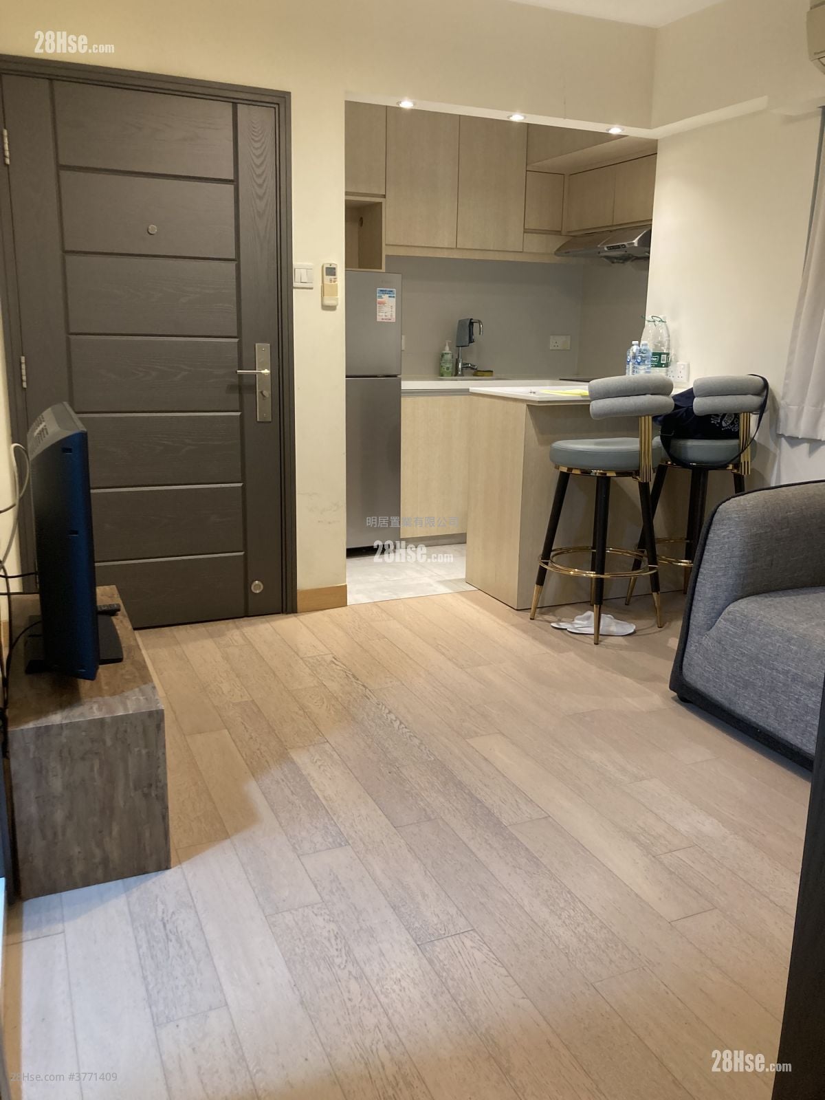 中源中心 租盘 1 房 , 1 浴室 285 平方尺