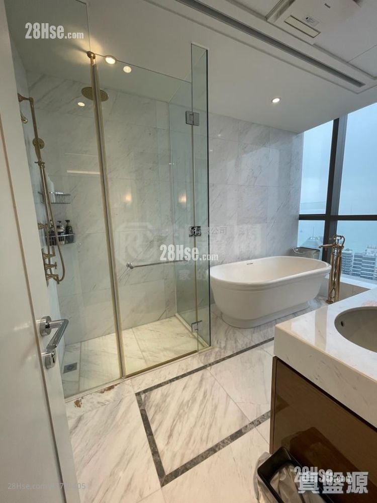 Kensington Hill Sell 4 Bedrooms , 4 Bathrooms 2,277 ft²