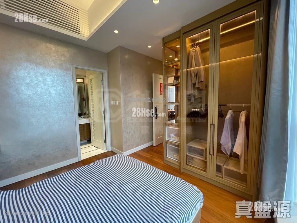 Kensington Hill Sell 4 Bedrooms , 4 Bathrooms 2,277 ft²