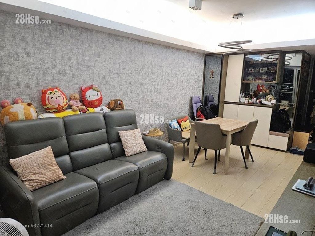 环宇海湾 售盘 3 房 , 2 浴室 713 平方尺