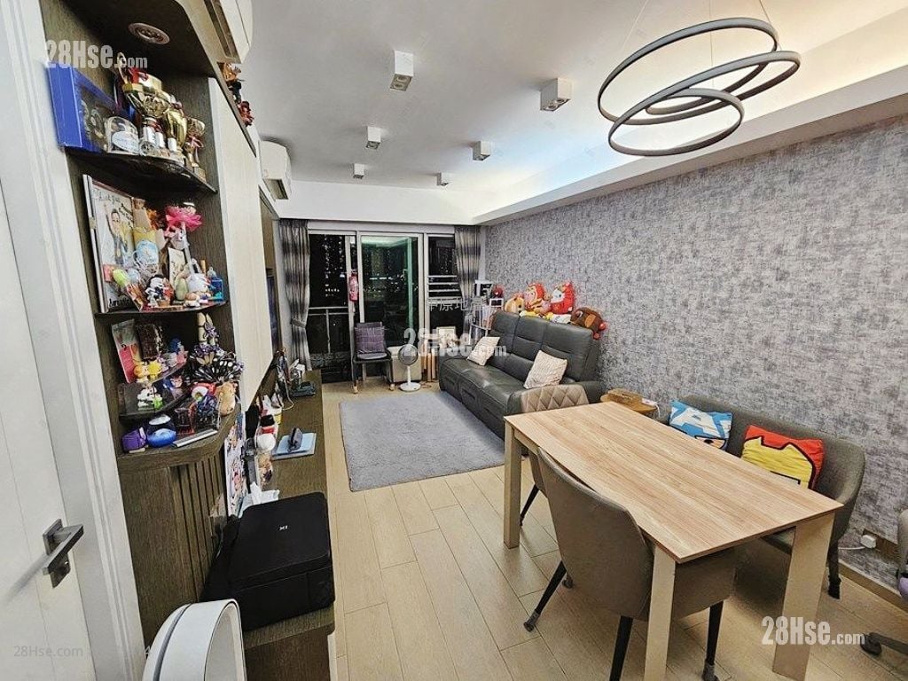 环宇海湾 售盘 3 房 , 2 浴室 713 平方尺