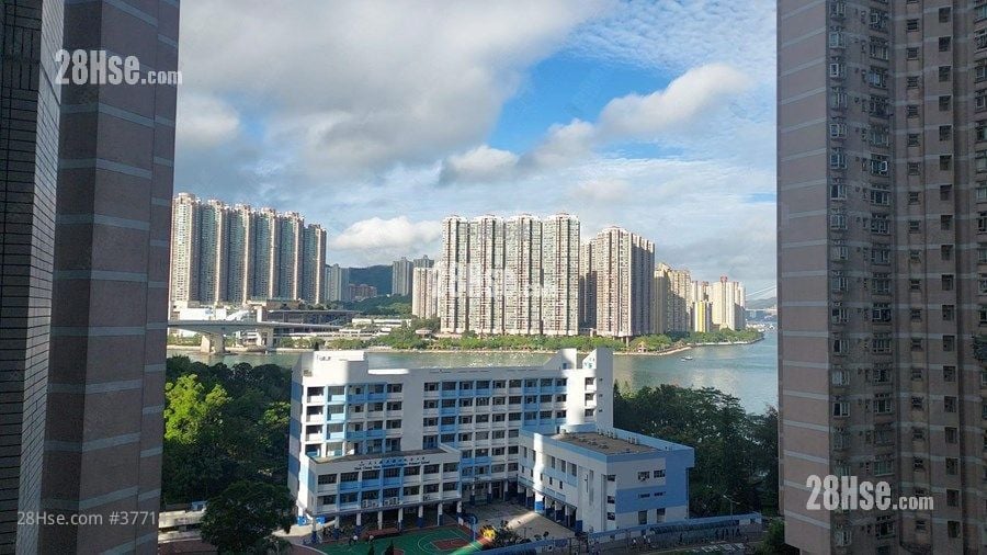 环宇海湾 售盘 3 房 , 2 浴室 713 平方尺