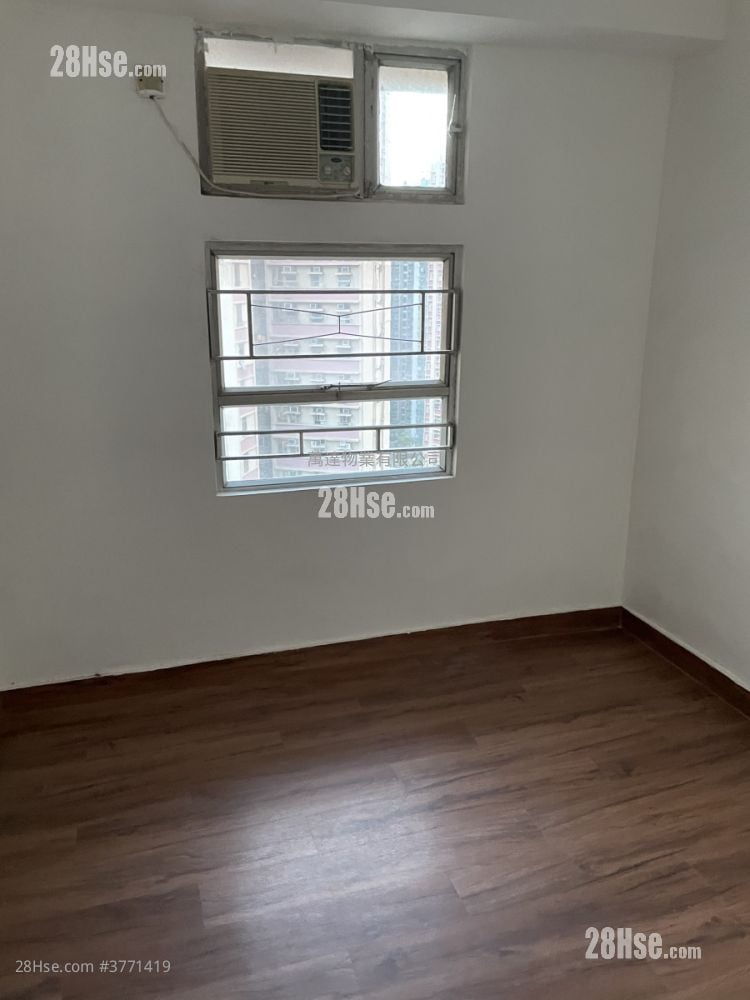 愉田苑 售盘 3 房 568 平方尺