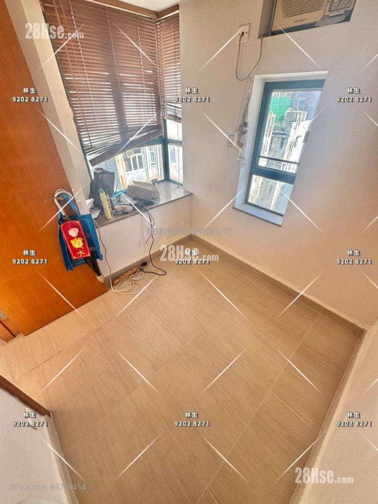 上海街322號 Sell 2 Bedrooms , 1 Bathroom 318 ft²