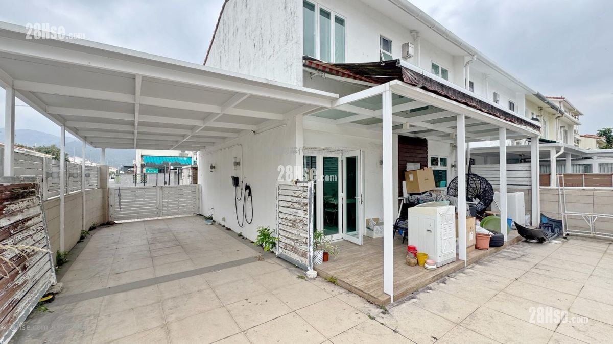 Fairview Park Sell 3 Bedrooms , 2 Bathrooms 840 ft²