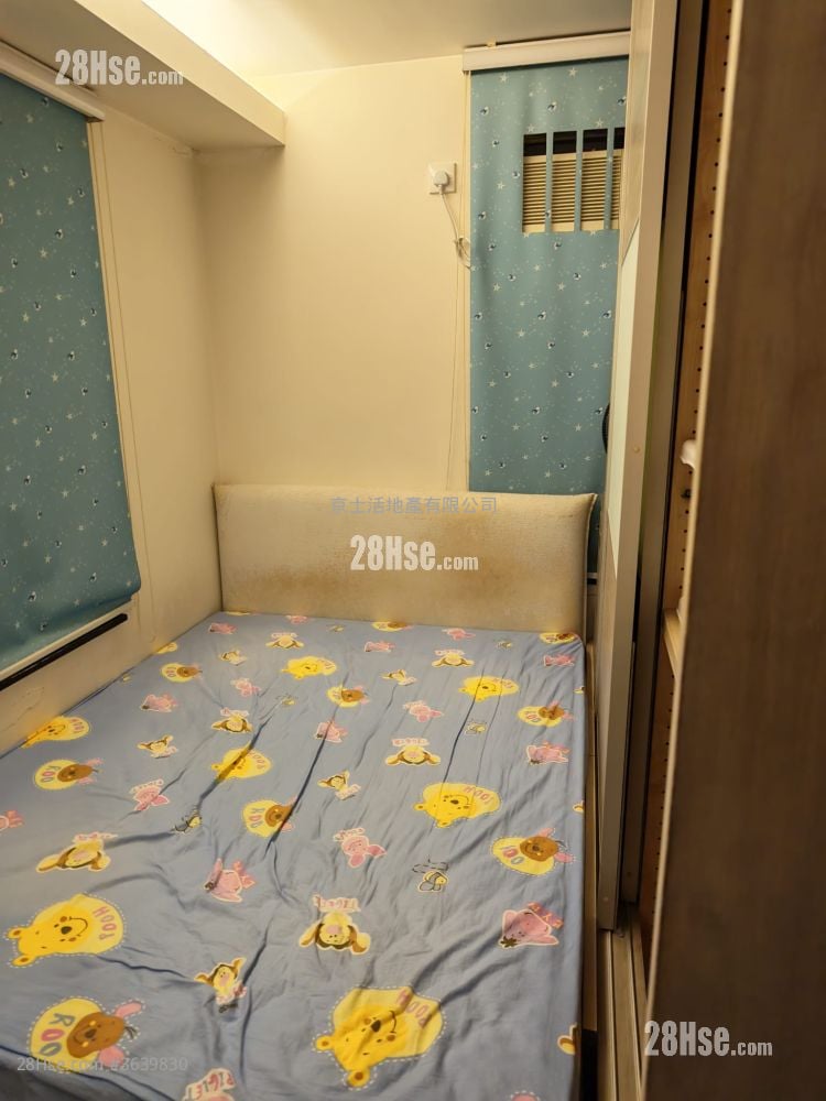 King Tin Court Sell 2 Bedrooms , 1 Bathroom 447 ft²