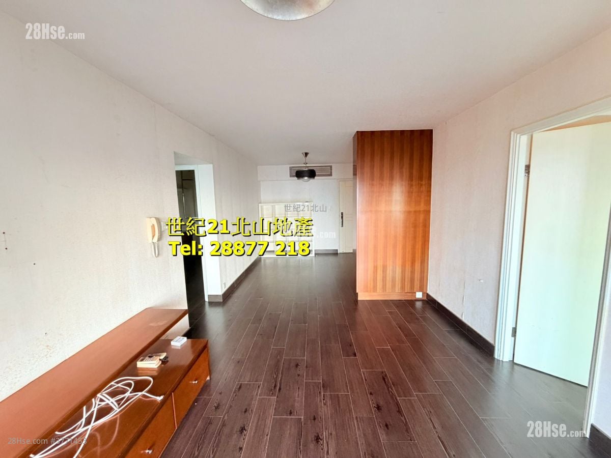 宝马山花园 售盘 3 房 , 2 浴室 843 平方尺