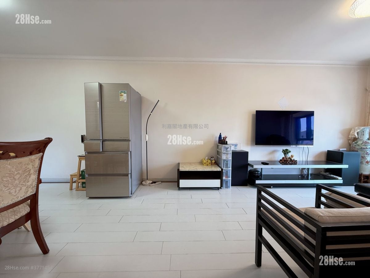 嘉丰花园 售盘 3 房 1,040 平方尺