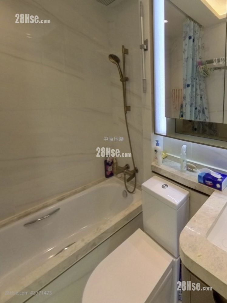 Mayfair By The Sea 8 Sell 3 Bedrooms , 2 Bathrooms 698 ft²