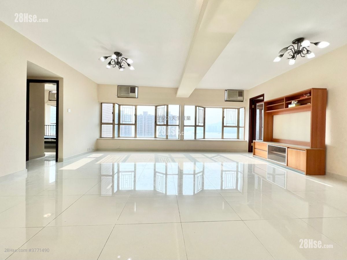 Hong Kong Gold Coast Rental 3 Bedrooms , 2 Bathrooms 1,070 ft²