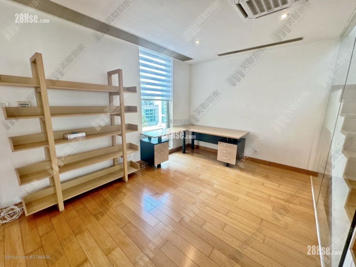 葡萄园 售盘 3 房 , 5+ 浴室 2,238 平方尺