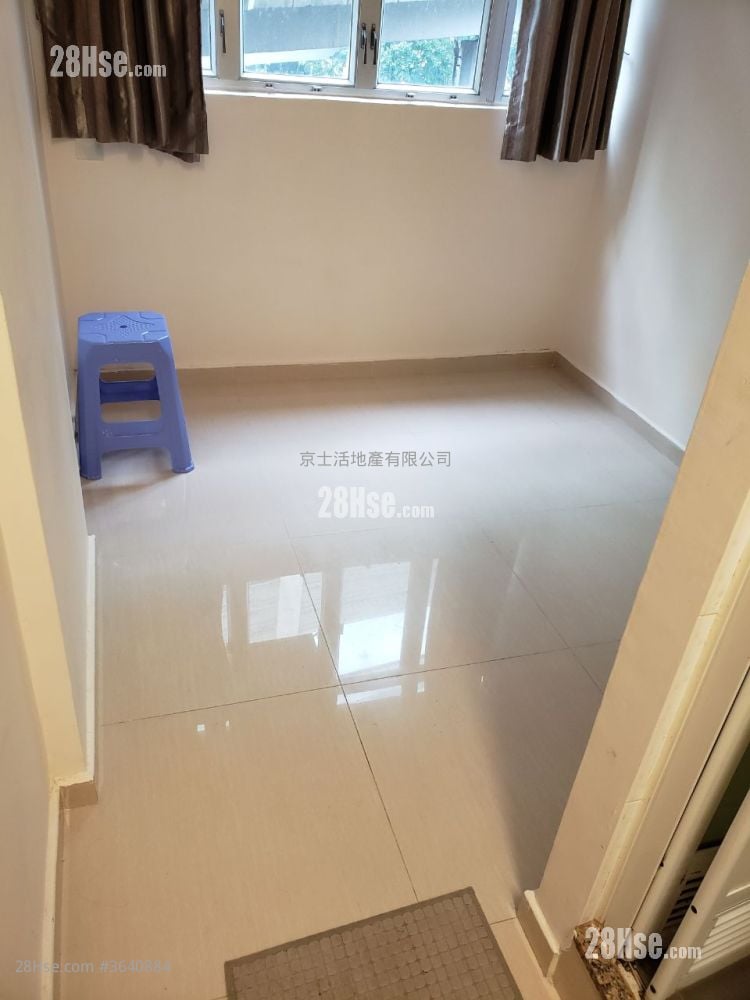 Tai Wai Tenement Building Rental Studio , 1 Bathroom 100 ft²