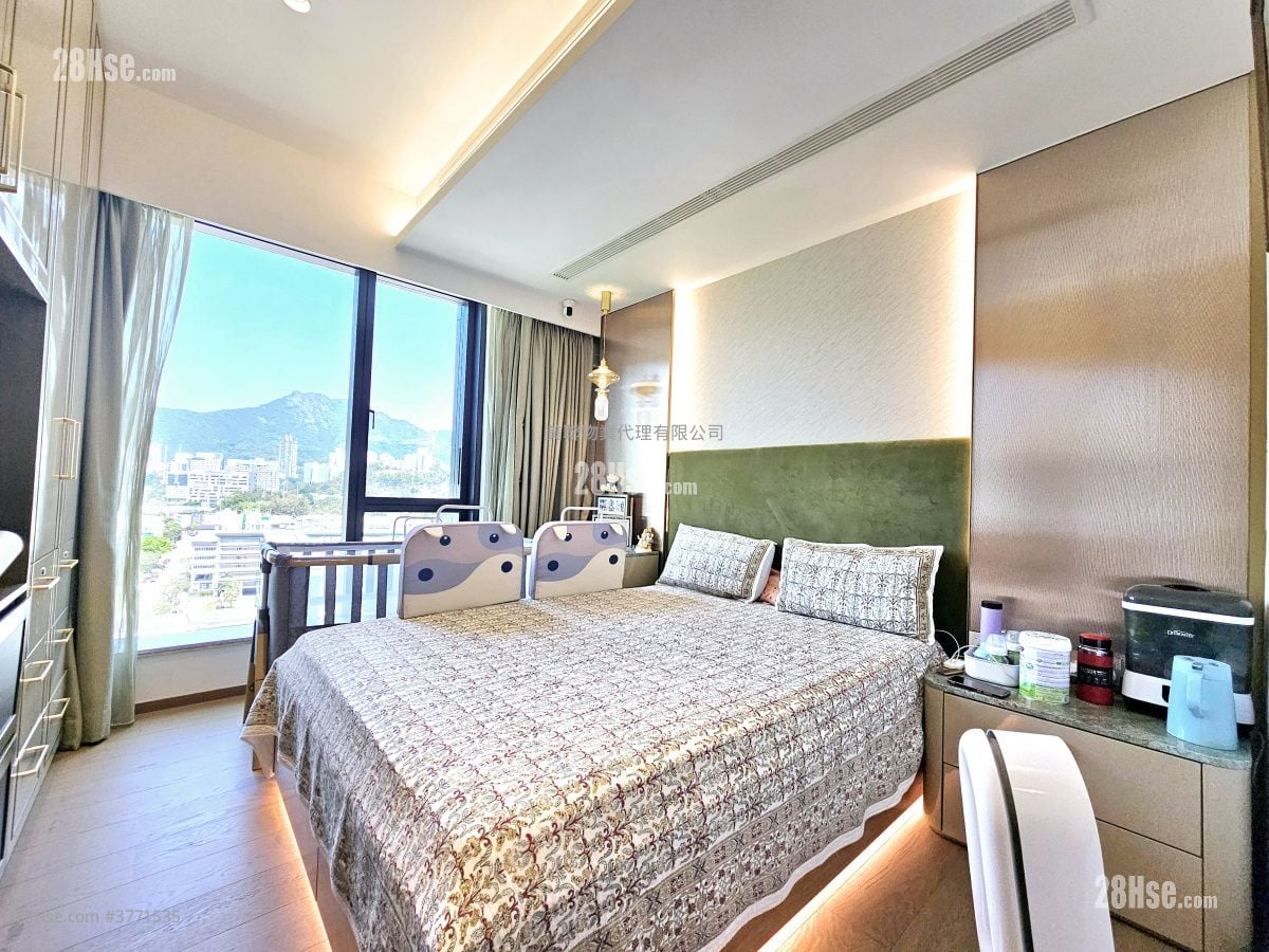 瀚名 售盘 4 房 , 5+ 浴室 1,132 平方尺