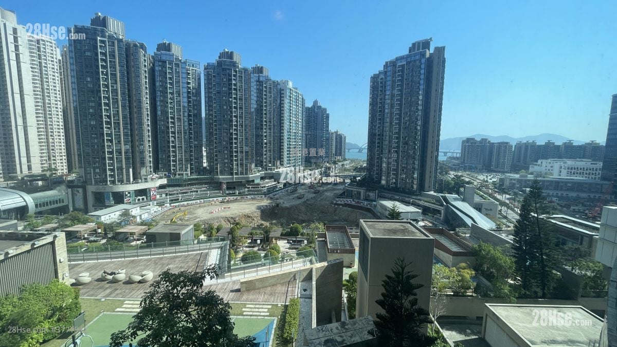 The Wings Sell 5+ Bedrooms , 3 Bathrooms 872 ft²