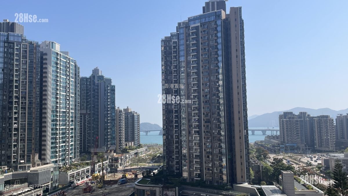 The Wings Sell 5+ Bedrooms , 3 Bathrooms 872 ft²